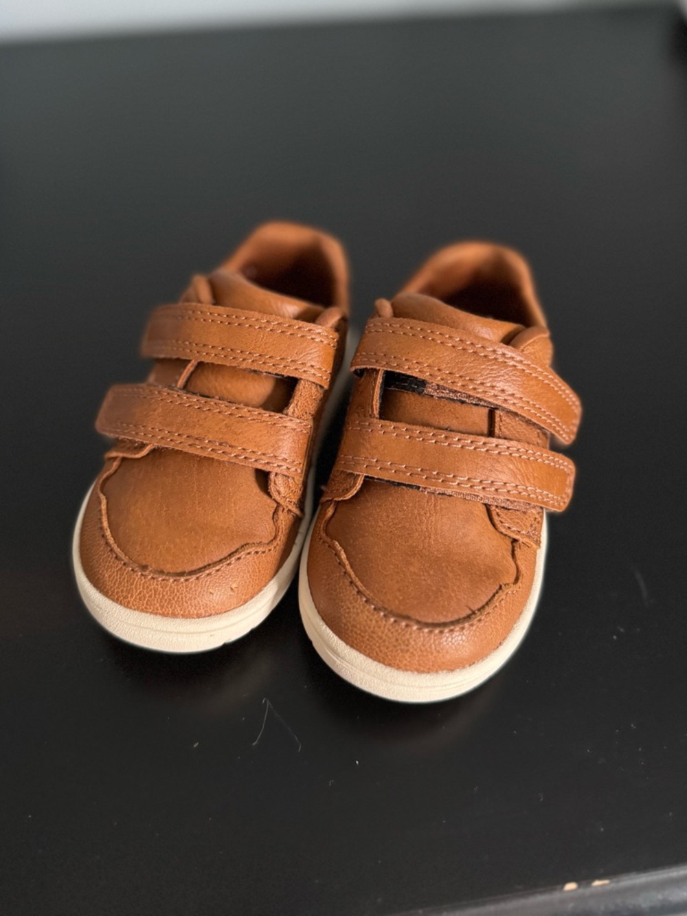 Stride Rite Alfredo Sneaker Size 5 (medium)- Brown/Tan